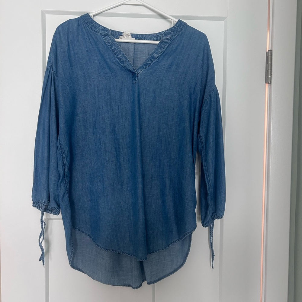 LOFT Blue Chambray V-Neck Tunic with Tie Sleeves